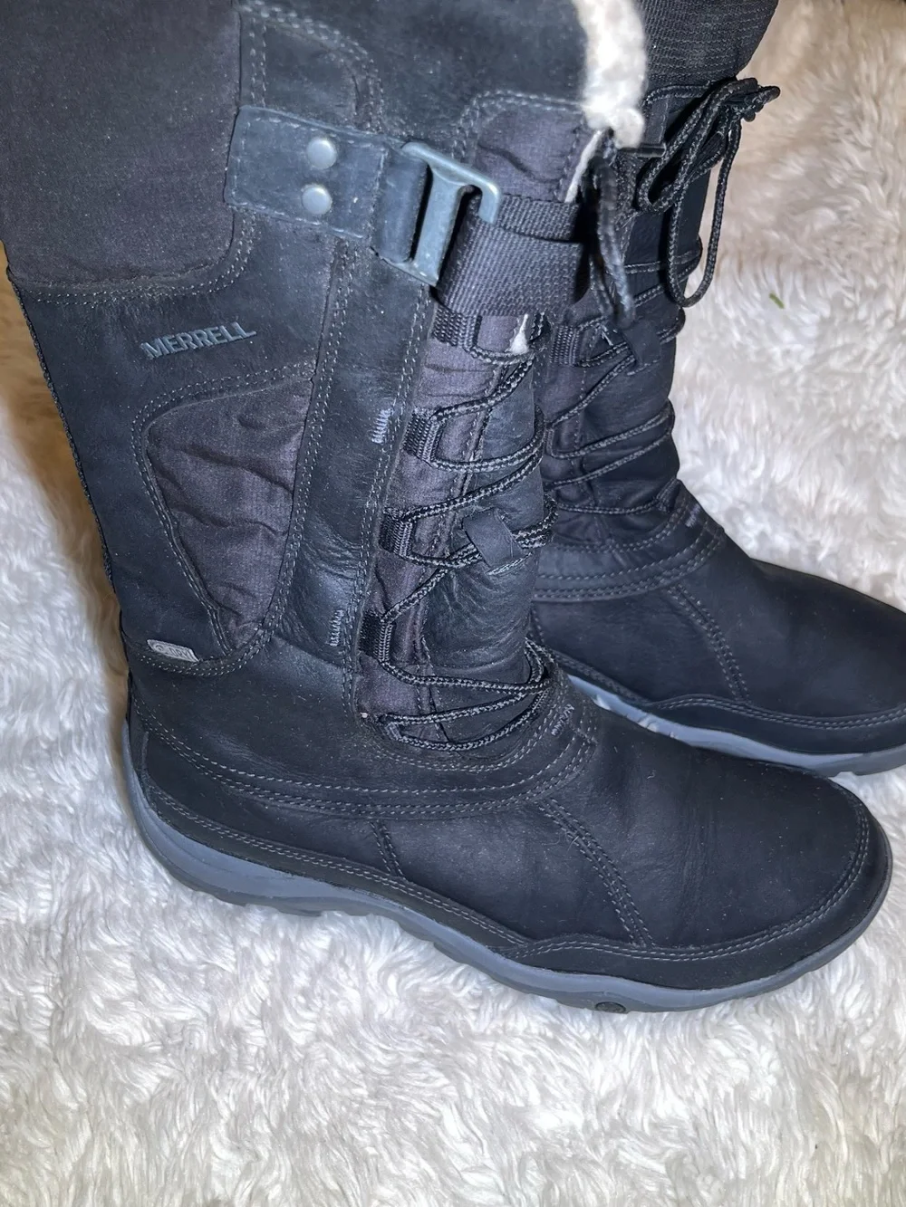 Merrell Women's Black Insulated Winter Boots size 7